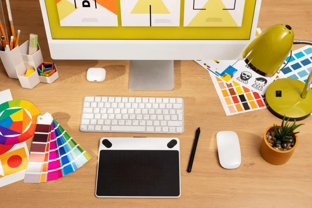 how-graphic-design-helps-business-2-1024x683
